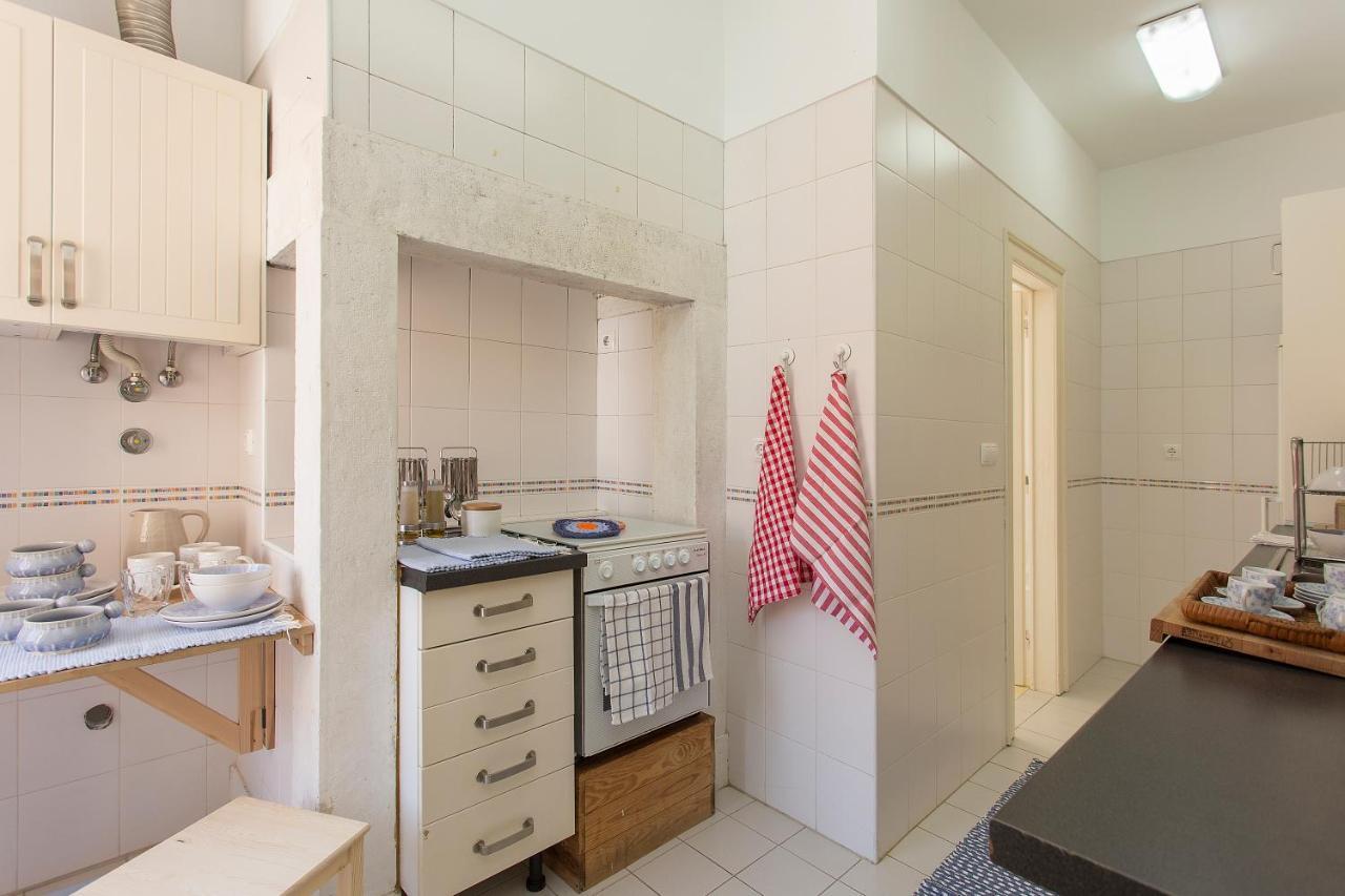Spacious Alfama Duplex, By Timecooler Lisbona Esterno foto